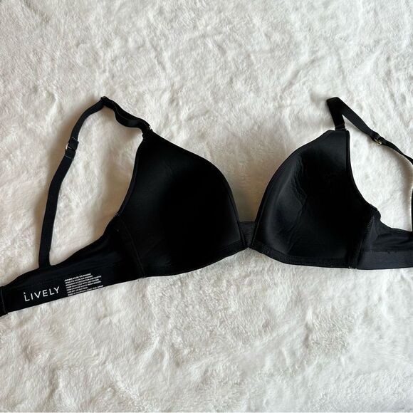 Lively Wireless Lined T-Shirt Bra Black Size Small - Picture 3 of 7